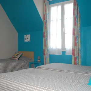 Hotel Jean Bart, Parigi